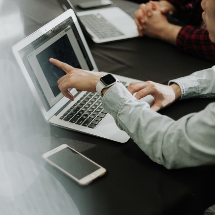 Top web & app development for business in the hands of SystemSeed Top web & app development for business in the hands of SystemSeed